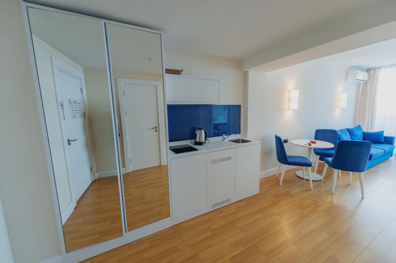 Orbi City Suite Батумі Екстер'єр фото