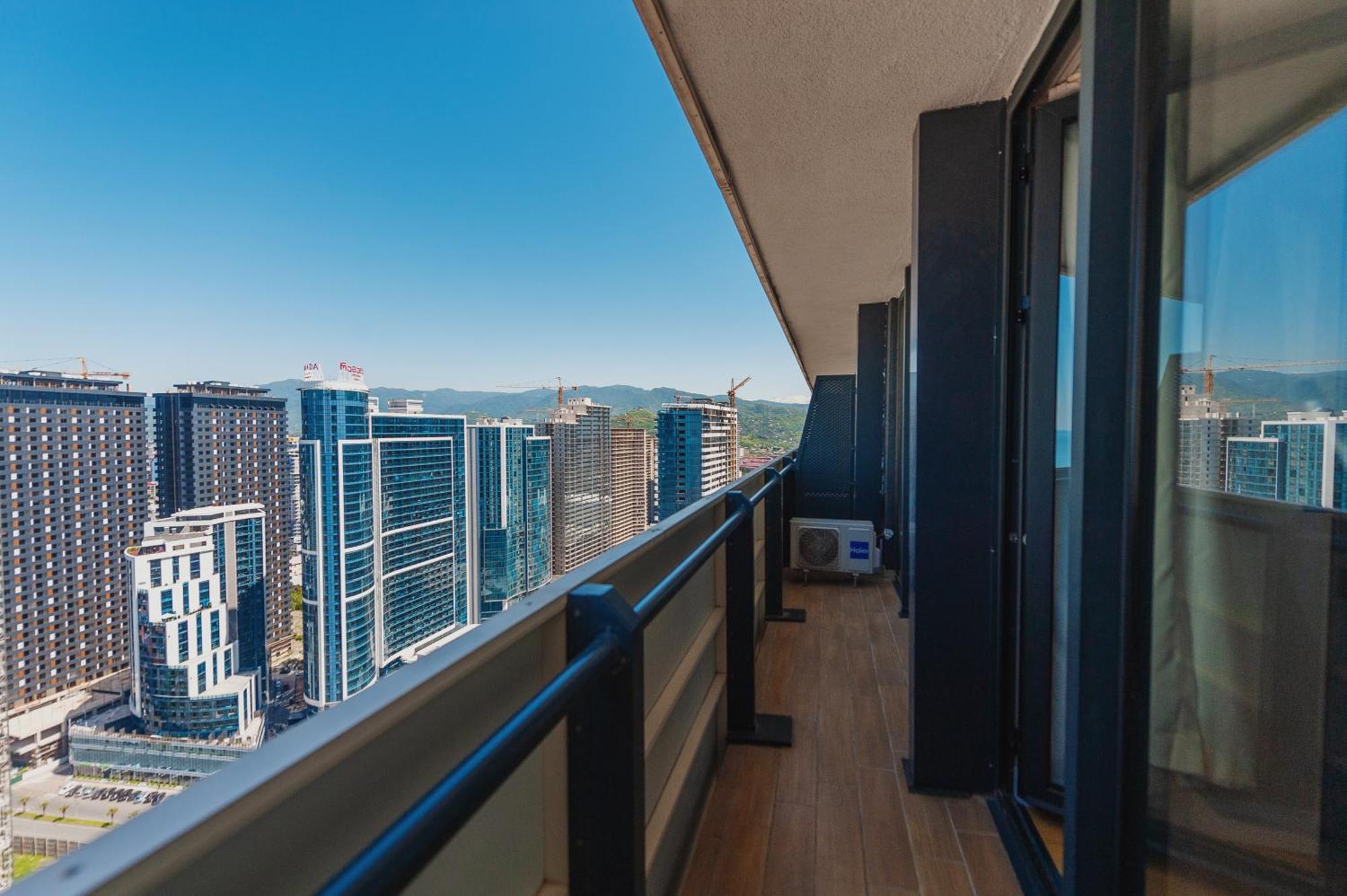 Orbi City Suite Батумі Екстер'єр фото