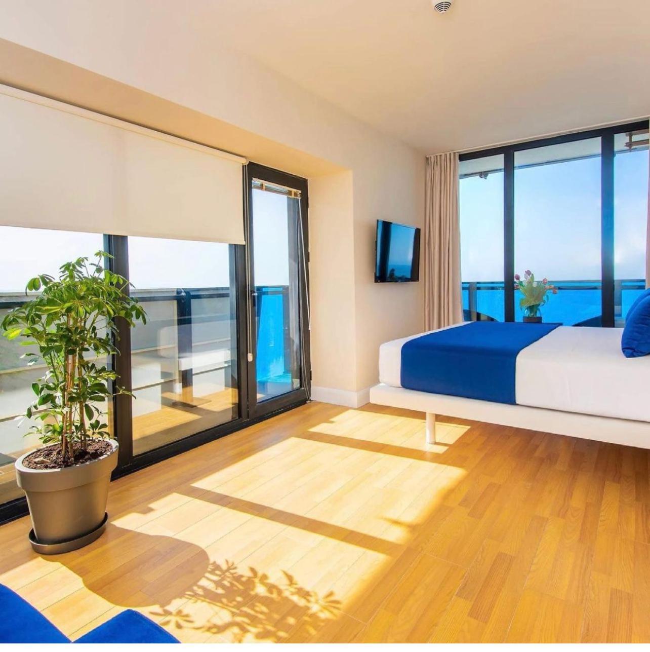 Orbi City Suite Батумі Екстер'єр фото